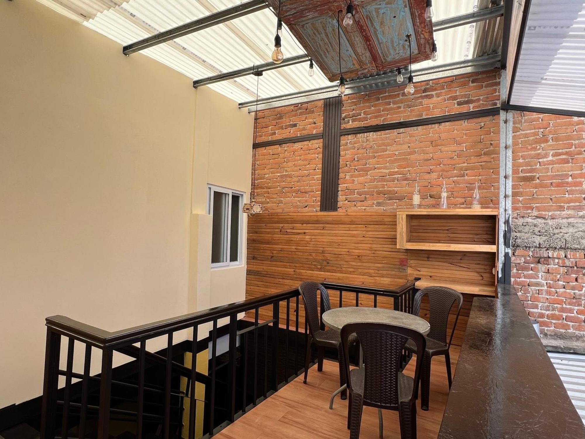 C&M Exclusive Private Rooms Quetzaltenango Eksteriør billede