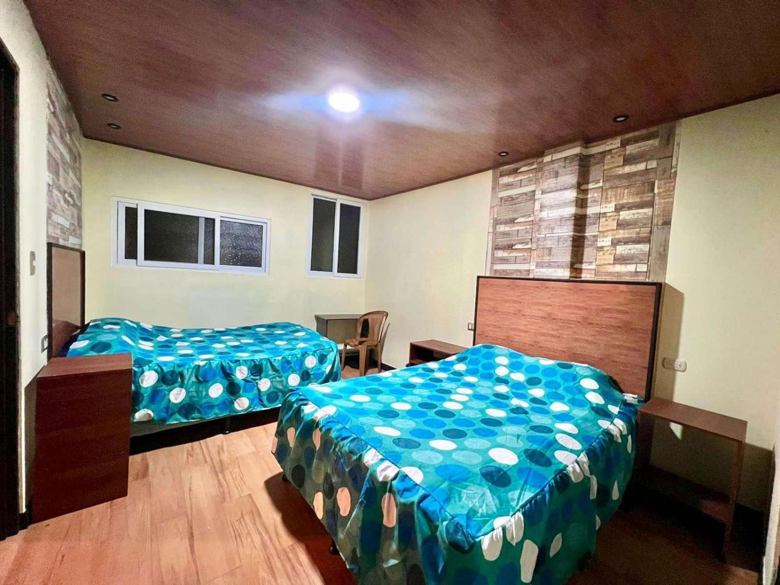 C&M Exclusive Private Rooms Quetzaltenango Eksteriør billede